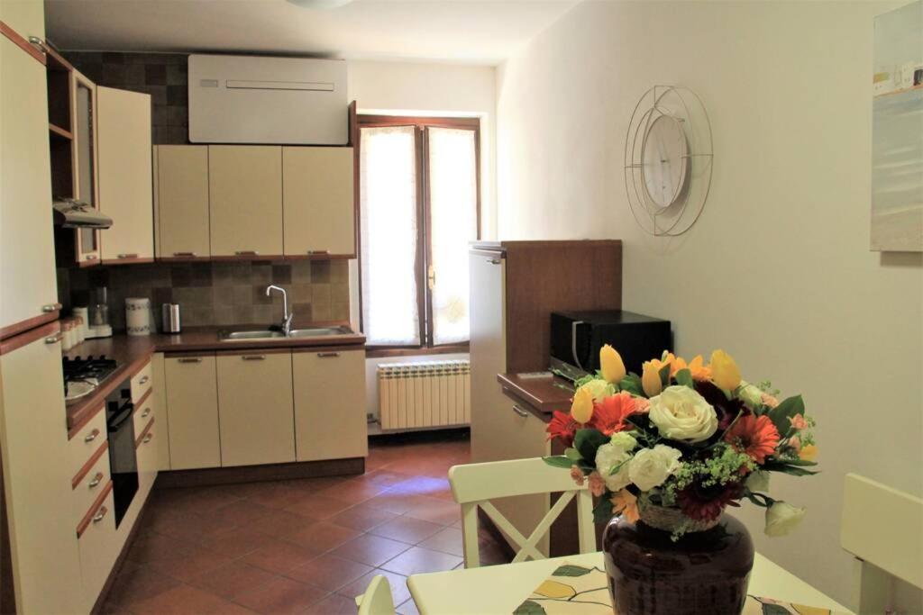 Daisy House: Nice Attic In The Historical Center Salò Extérieur photo